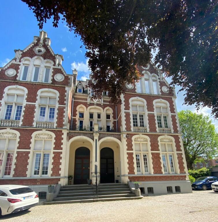 Armentières Krisko Parking Prive Et Clos מראה חיצוני תמונה