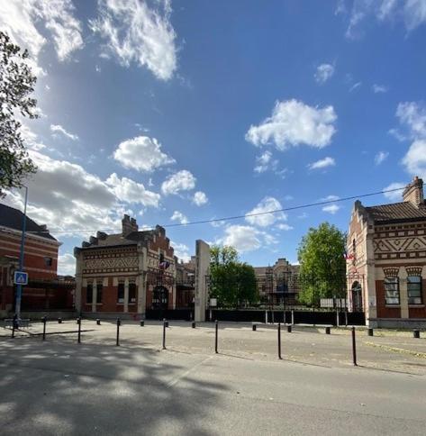 Armentières Krisko Parking Prive Et Clos מראה חיצוני תמונה
